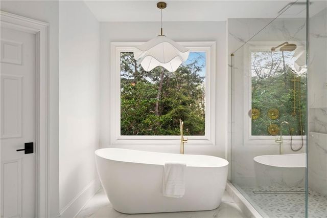 6025 Carlisle Lane, Johns Creek, GA 30022