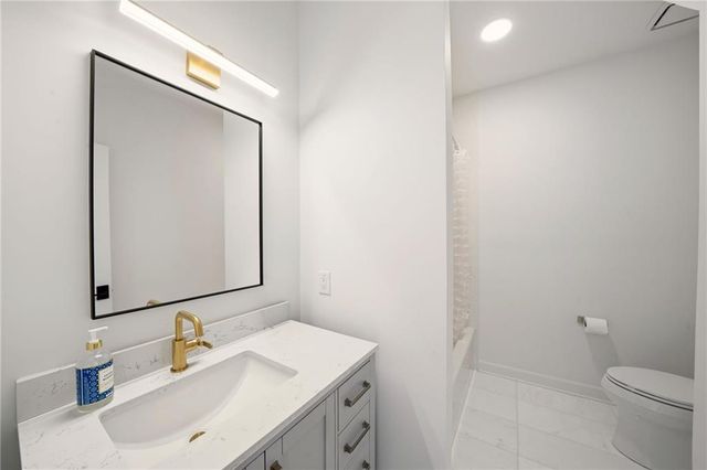 6025 Carlisle Lane, Johns Creek, GA 30022