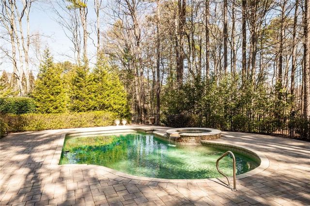 6025 Carlisle Lane, Johns Creek, GA 30022