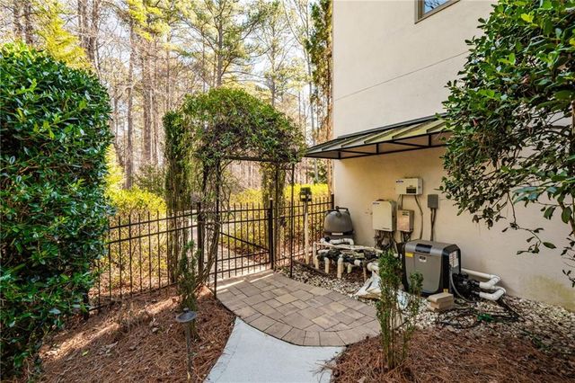 6025 Carlisle Lane, Johns Creek, GA 30022