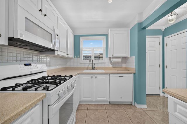 6025 SHORE BOULEVARD S 602, Gulfport, FL 33707