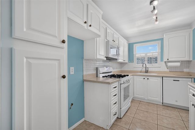 6025 SHORE BOULEVARD S 602, Gulfport, FL 33707