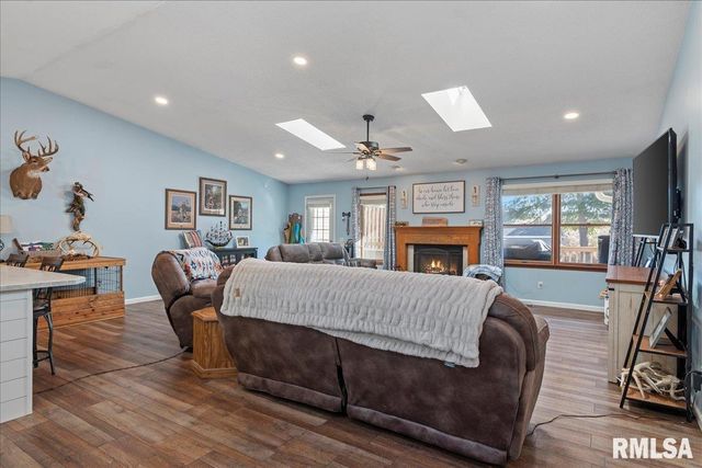 6214 Hayley Court, Springfield, IL 62712