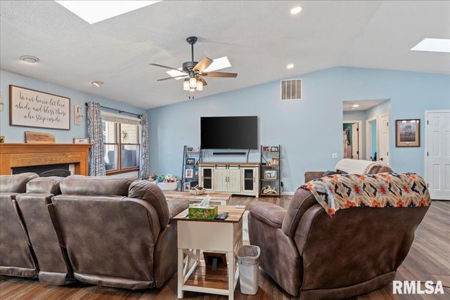 6214 Hayley Court, Springfield, IL 62712