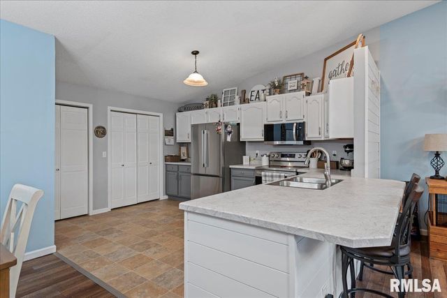 6214 Hayley Court, Springfield, IL 62712