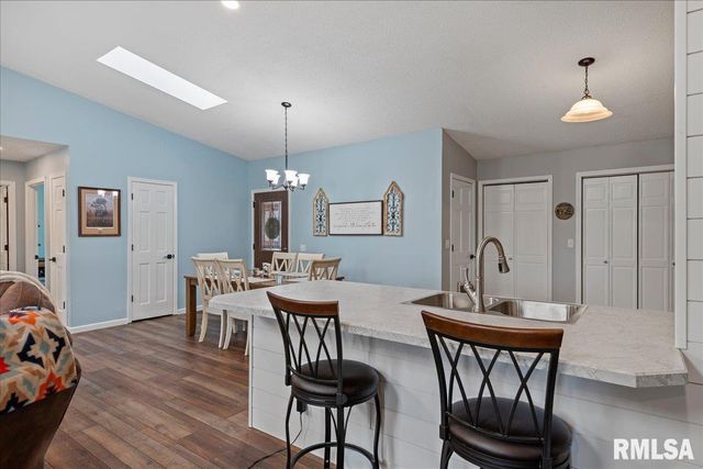 6214 Hayley Court, Springfield, IL 62712