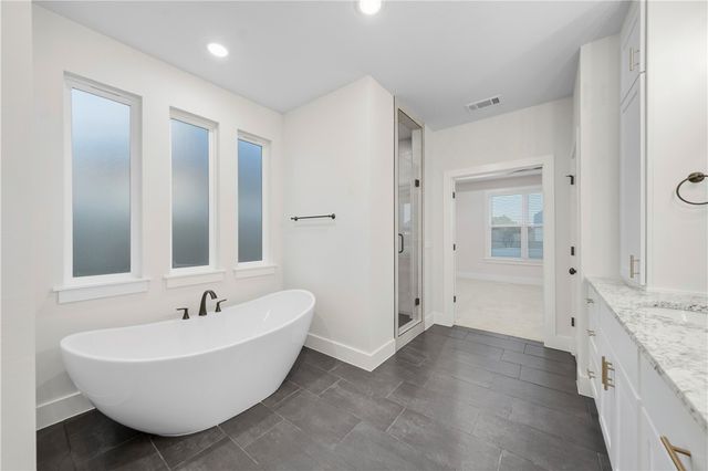 6416 S 59th Street, Rogers, AR 72758