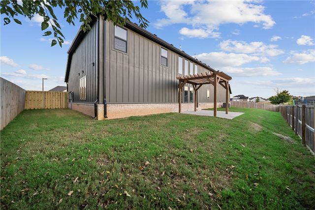 6416 S 59th Street, Rogers, AR 72758