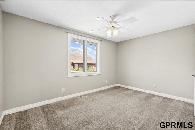 19640 Pawnee Road, Bennington, NE 68007