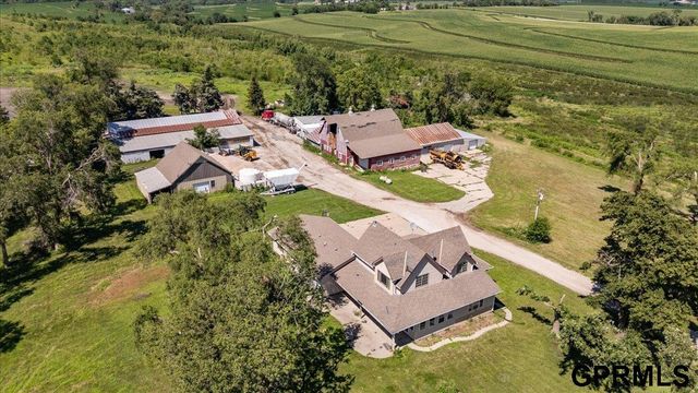 19640 Pawnee Road, Bennington, NE 68007