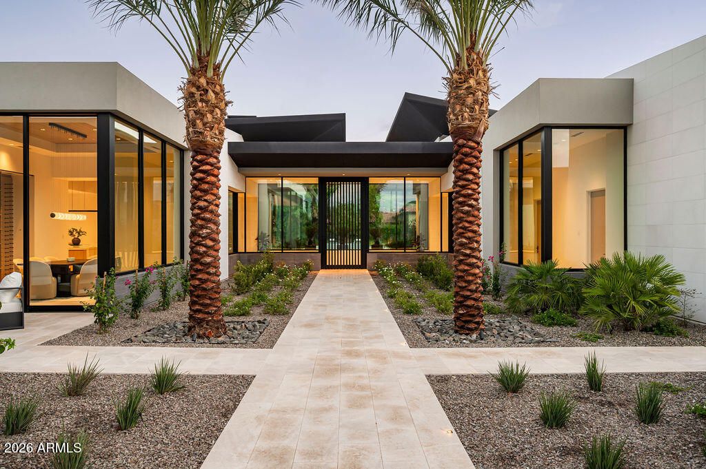6441 E CHENEY Drive, Paradise Valley, AZ 85253 — photo 2