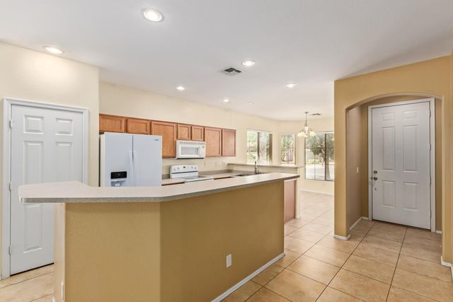 4091 S Vineyard Avenue, Gilbert, AZ 85297