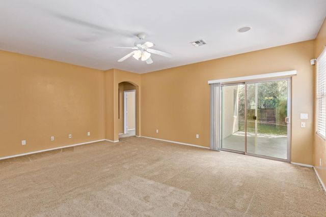 4091 S Vineyard Avenue, Gilbert, AZ 85297