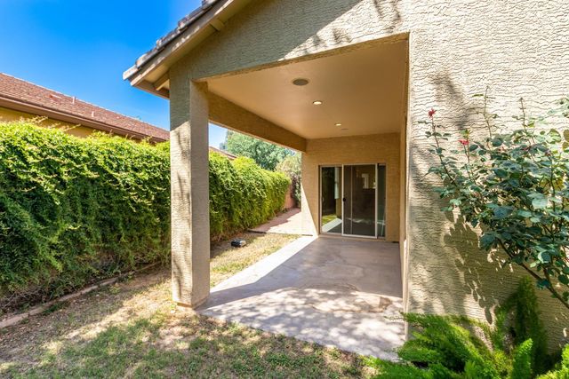 4091 S Vineyard Avenue, Gilbert, AZ 85297