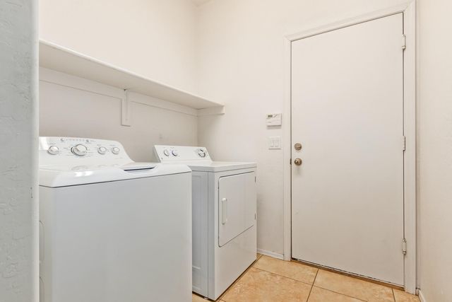 4091 S Vineyard Avenue, Gilbert, AZ 85297