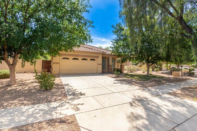 4091 S Vineyard Avenue, Gilbert, AZ 85297