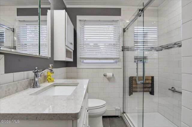 7 Bluebird Court, Waterford, NY 12188