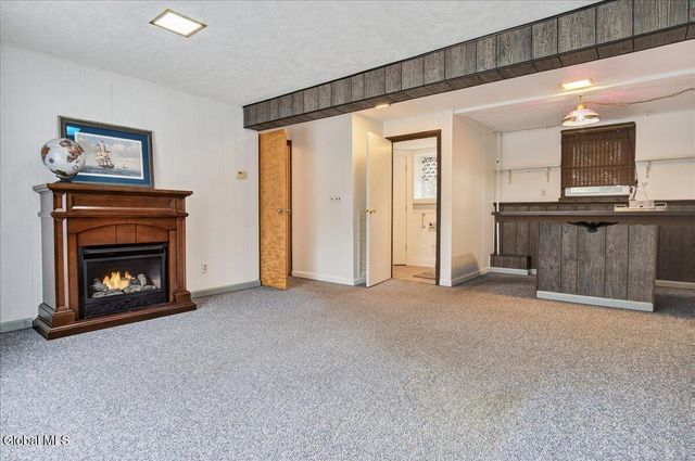 7 Bluebird Court, Waterford, NY 12188