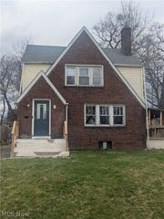 142 W Philadelphia Avenue, Youngstown, OH 44507
