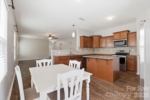 12879 Mustang Drive, Midland, NC 28107