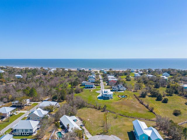 Adams Lane, Waveland, MS 39576