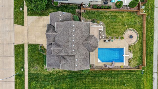 274 S 62nd Street, West Des Moines, IA 50266