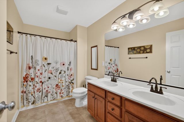 274 S 62nd Street, West Des Moines, IA 50266