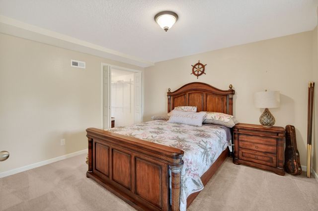 274 S 62nd Street, West Des Moines, IA 50266