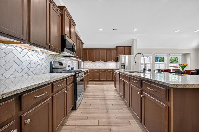 4550 Shallow Ember Drive, Spring, TX 77386