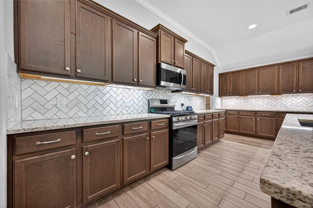 4550 Shallow Ember Drive, Spring, TX 77386