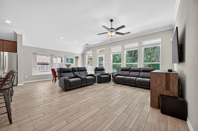 4550 Shallow Ember Drive, Spring, TX 77386