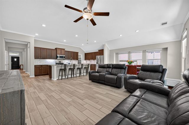 4550 Shallow Ember Drive, Spring, TX 77386