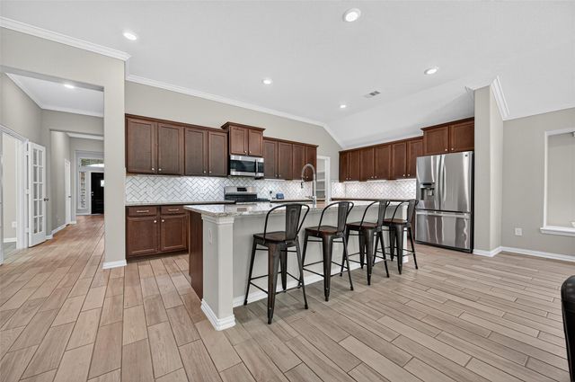 4550 Shallow Ember Drive, Spring, TX 77386