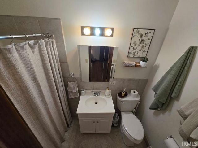 1632 S Sycamore Court, Bloomington, IN 47401