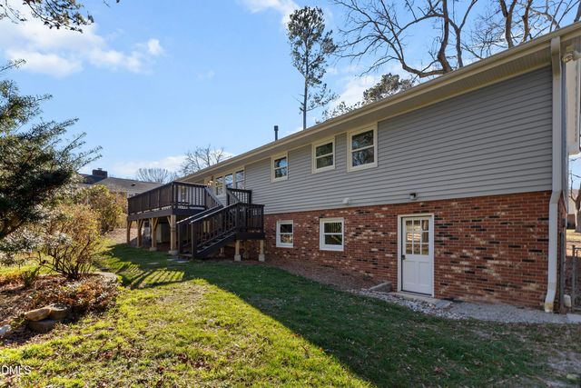 1009 Wilshire Drive, Cary, NC 27511