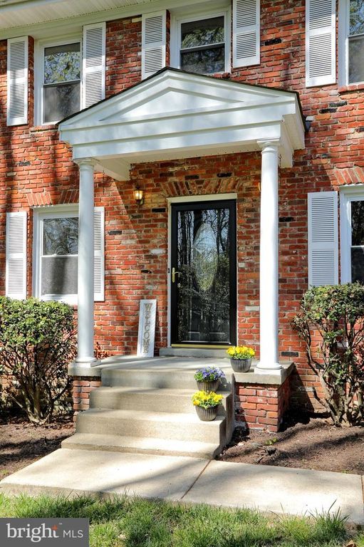 Image 1 of property listing at 4255 SHELTON DR, Pomfret, MD 20675