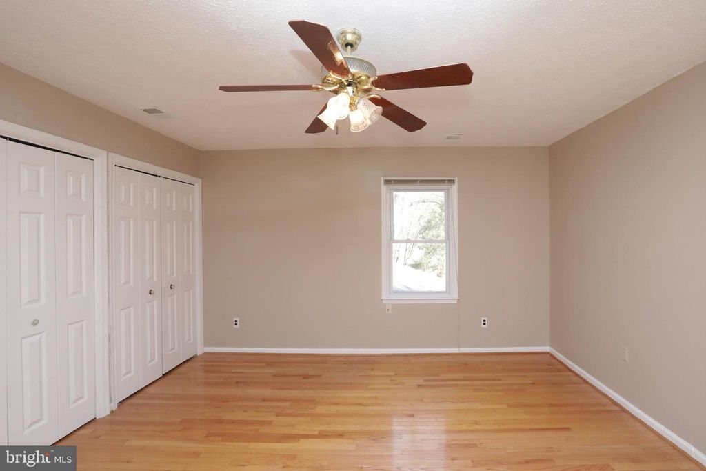 Image 40 of property listing at 4255 SHELTON DR, Pomfret, MD 20675
