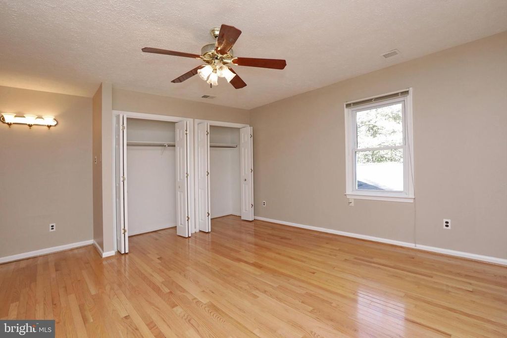 Image 41 of property listing at 4255 SHELTON DR, Pomfret, MD 20675