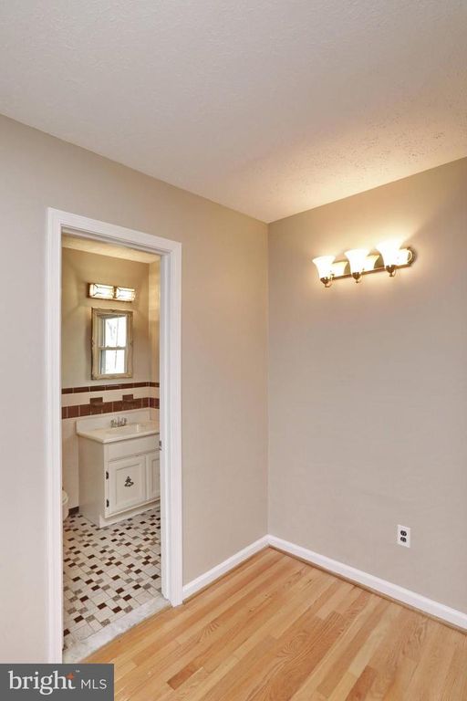 Image 42 of property listing at 4255 SHELTON DR, Pomfret, MD 20675