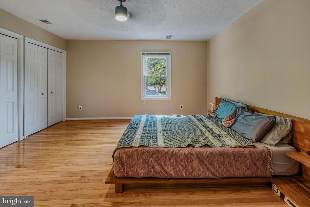 Image 44 of property listing at 4255 SHELTON DR, Pomfret, MD 20675