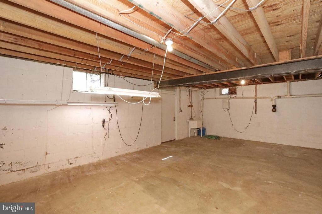 Image 79 of property listing at 4255 SHELTON DR, Pomfret, MD 20675