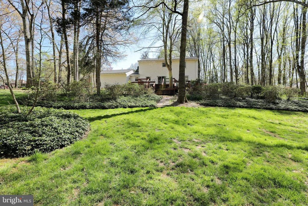 Image 80 of property listing at 4255 SHELTON DR, Pomfret, MD 20675