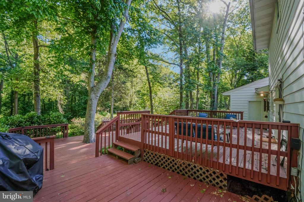 Image 95 of property listing at 4255 SHELTON DR, Pomfret, MD 20675