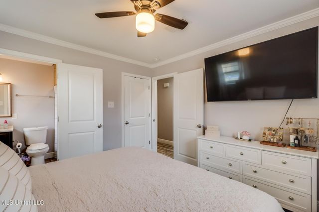 830 Bluewood Drive, Biloxi, MS 39532