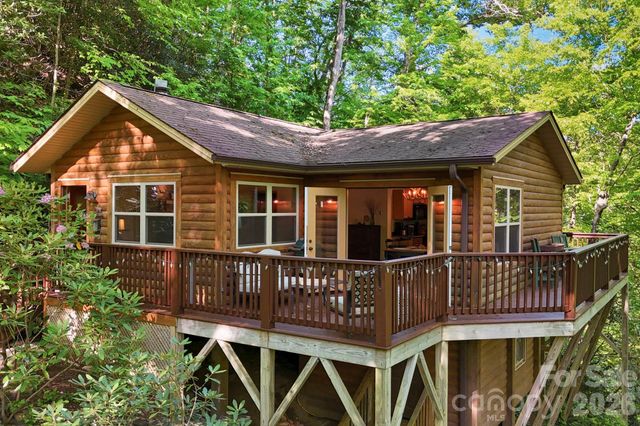 500 Winter Star Road, Burnsville, NC 28714