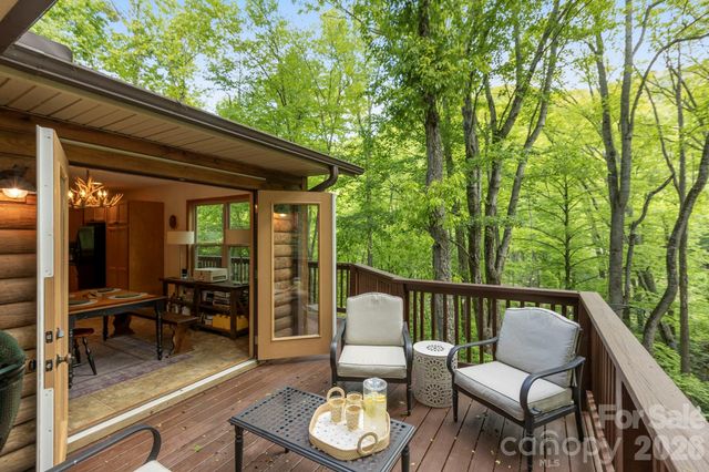 500 Winter Star Road, Burnsville, NC 28714