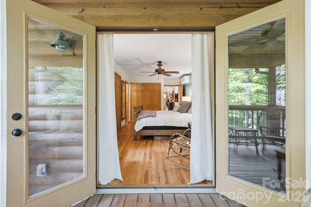 500 Winter Star Road, Burnsville, NC 28714