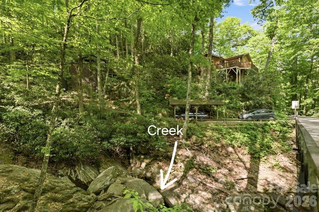 500 Winter Star Road, Burnsville, NC 28714