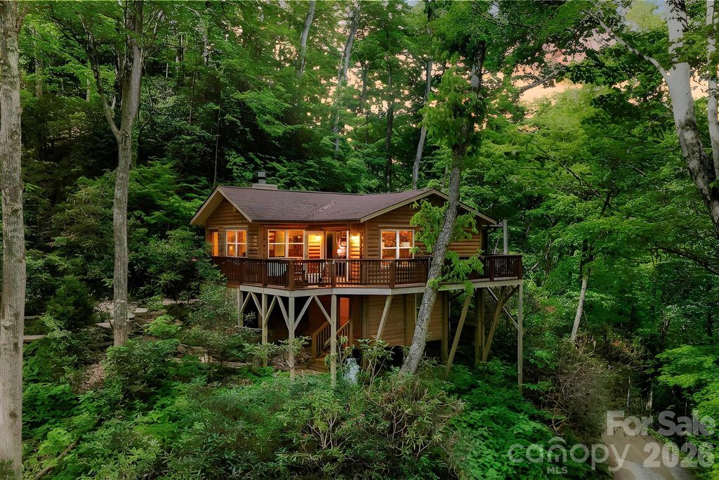500 Winter Star Road, Burnsville, NC 28714