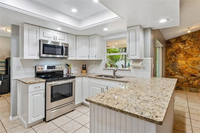 10100 VANCOUVER ROAD, Spring Hill, FL 34608